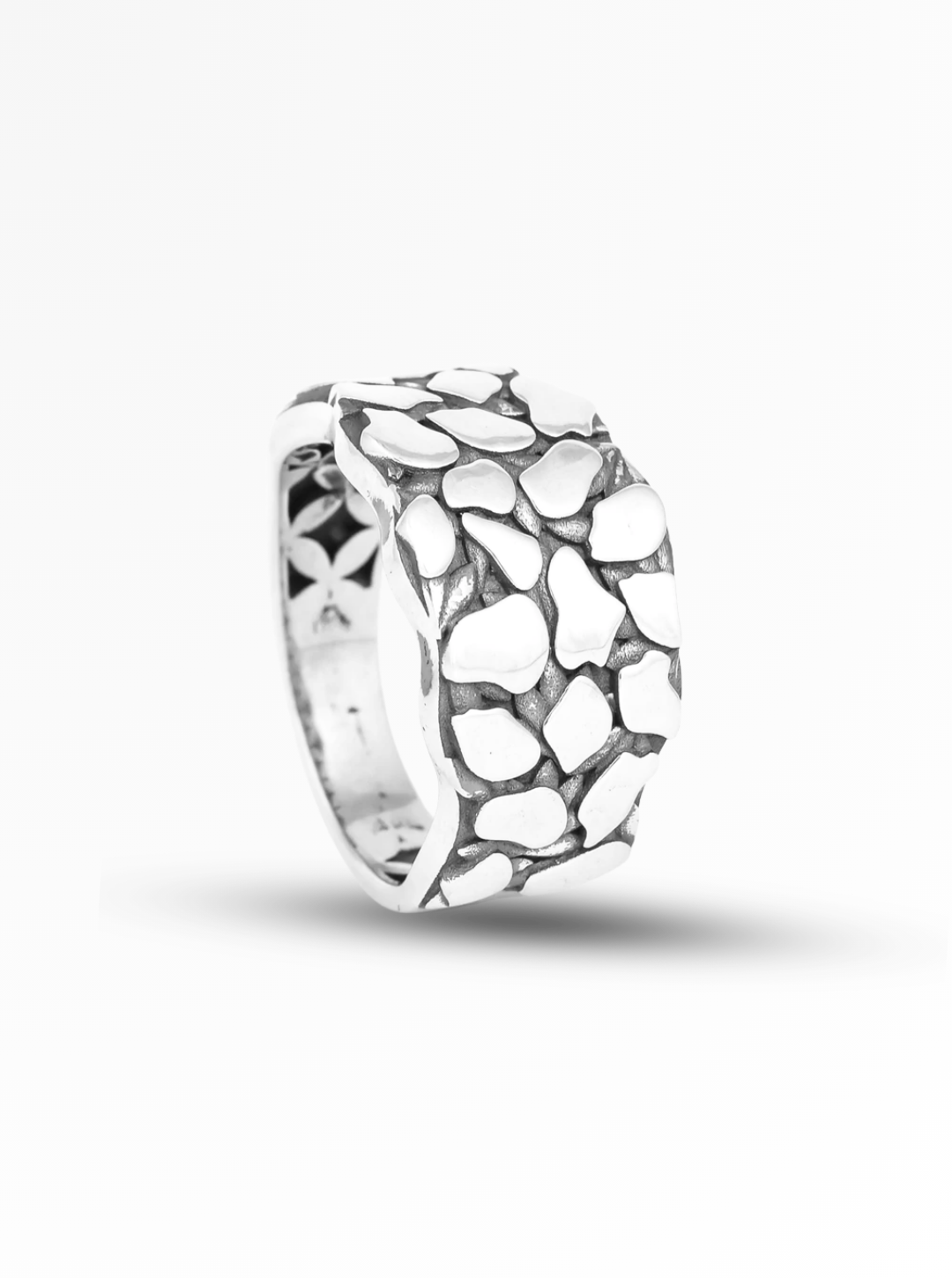 Obsidian Pebble Texture Band Ring – 14mm