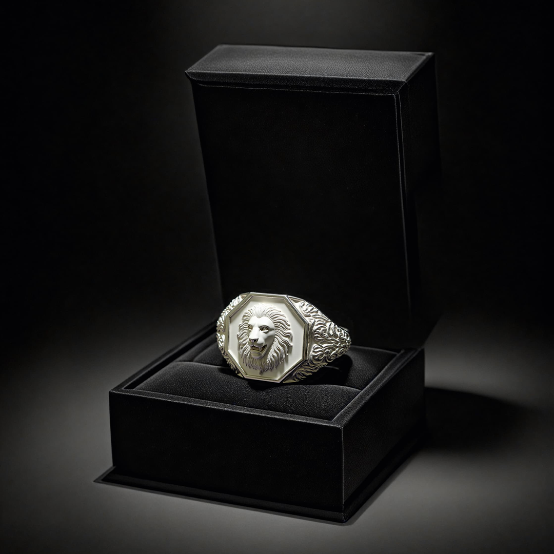 Majestic Lion Signet Ring