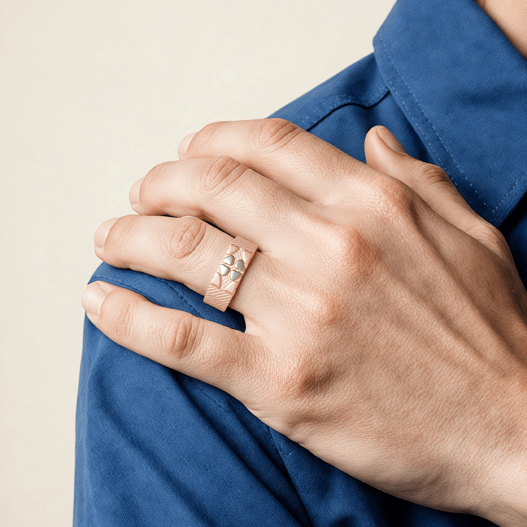 Rose Lattice Emblem Ring